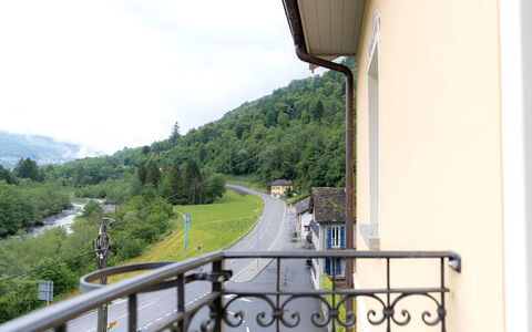 Acquarossa 13: Heuvel, Bergketen, Balkon, Heuvel Station, Hek, Vallei, Ridge, Bergdorp, Alpen