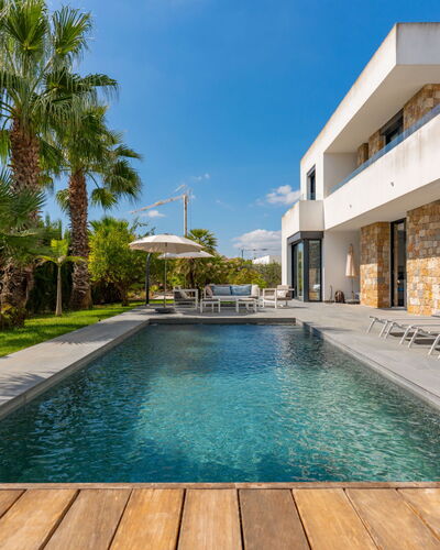 Azure: Zwembad, Landgoed, Toevlucht, Villa, Eco Hotel, Landscaping, Herenhuis, Hotel, Badplaats