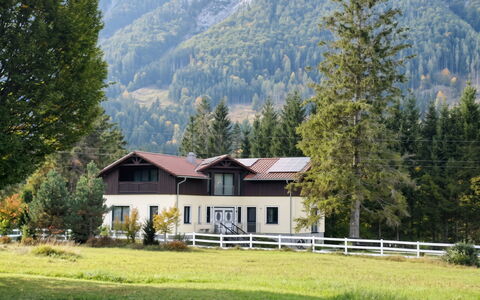 Bergzeit-Stoder: Huis, Berg, Landschap, Huis, Verblijf, Heuvel, Landelijk Gebied, Hoogland, Land Lot, Dak