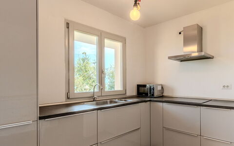 Casa Panoramica: Keuken, Countertop, Interieur Ontwerp, Toestel Van De Keuken, Flooring, Cabinetry, Hout, Huis, Major Appliance, Verdieping