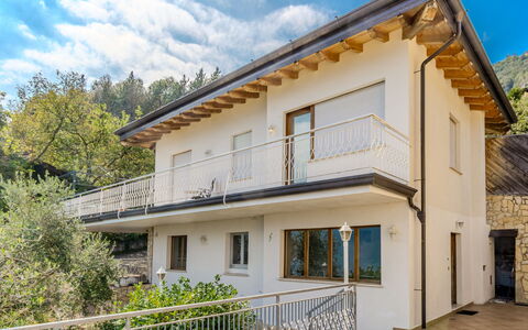 Casa Panoramica: Huis, Huis, Balkon, Veranda, Deur, Helling, Leuning, Landgoed, Villa, Gips