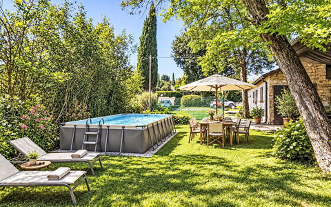 Foiano della Chiana 32: Zwembad, Buitenmeubels, Tuin, Meubilair, Toevlucht, Schaduw, Eco Hotel, Backyard, Vrije Tijd, Stoel