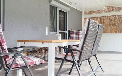 Reiter: Meubilair, Interieur Ontwerp, Flooring, Plafond, Verdieping, Stoel, Kamer, Verlichting, Tafel, Keuken En Eettafel