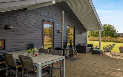 Torsten: Flooring, Slaapkamer, Bedding, Bed, Bed Frame, Linens, Laken, Hardwood, Matras, Houten Vloer