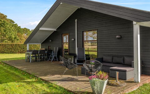 Torsten: Flooring, Slaapkamer, Bedding, Bed, Bed Frame, Linens, Laken, Hardwood, Matras, Houten Vloer