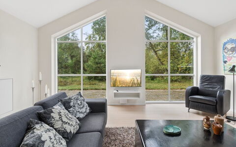 Evtim - 275M from the Sea: Bankstel, Interieur Ontwerp, Meubilair, Woonkamer, Flooring, Kamer, Plafond, Verdieping