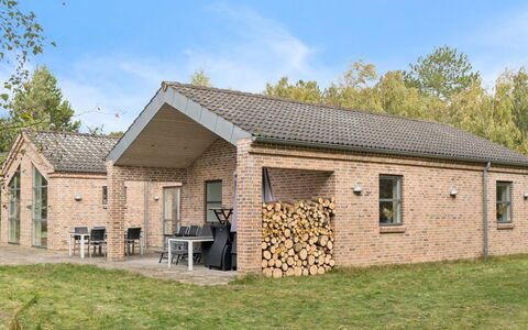 Evtim - 275M from the Sea: Hout, Verblijf, Siding, Blokhut, Beits, Hardwood, Plank, Timmerhout, Natuurlijk Materiaal, Garden Gebouwen