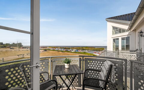 Zuhra - 50M to the Fjord: Appartement, Balkon, Aluminium