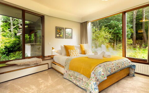 Mam Mor Lodge: Meubilair, Interieur Ontwerp, Bed, Muur, Flooring, Slaapkamer, Verdieping, Hout, Kamer, Plafond
