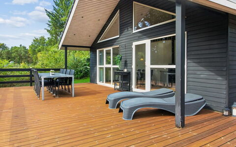 Elle: Hout, Houten Vloer, Hardwood, Plank, Dek, Beits, Veranda, Buitenmeubels, Schaduw, Verblijf