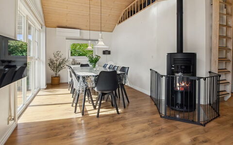 Elle: Flooring, Interieur Ontwerp, Verdieping, Houten Vloer, Hout, Meubilair, Plafond, Laminaatvloer, Verlichting, Huis