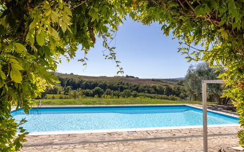 Croce di Bibbiano, San Gimignano View: Blauw, Zwembad, Schaduw, Tuin, Toevlucht, Landscaping, Eco Hotel, Hacienda, Waterpartij, Boerderij