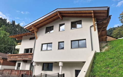 Sophia: Woongebied, Huis, Appartement, Balkon, Siding, Bergdorp, Trap