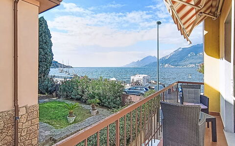 Casa al Lago: Kust En Oceanic Landvormen, Kust, Zee, Balkon, Kust, Geluid, Baai, Toevlucht, Veranda, Badplaats