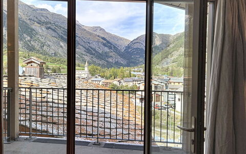Terrasses de Termignon: Appartement, Toevlucht, Zwembad, Condominium, Balkon, Hotel, Eco Hotel, Villa, Kamerplant