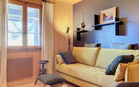 Chalet Perry: Meubilair, Interieur Ontwerp, Muur, Flooring, Hout, Verdieping, Kamer, Bankstel, Verlichting, Woonkamer