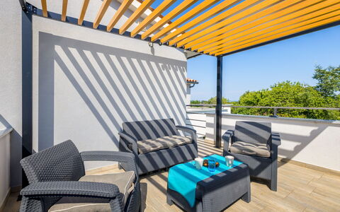Irena: Steen, Landgoed, Tuin, Voorstad, Oprit, Landscaping, Werf, Hacienda, Boerderij, Backyard