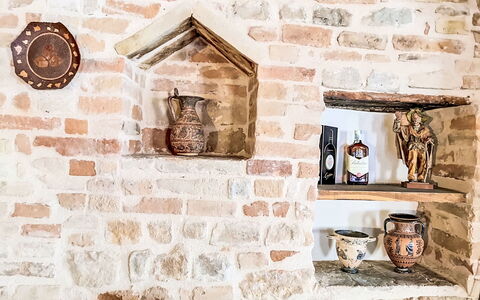 Dimora Castello: Steen, Landgoed, Tuin, Voorstad, Oprit, Landscaping, Werf, Hacienda, Boerderij, Backyard