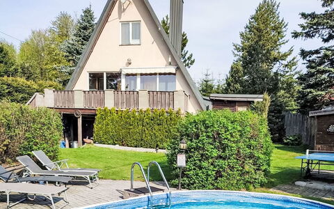 Svahová 1: Verblijf, Zwembad, Tuin, Landgoed, Landscaping, Vrije Tijd, Gazon, Schaduw, Eco Hotel, Villa