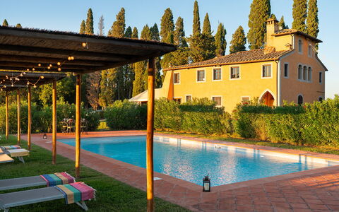 Villa Poggio Bellavista 8: Hacienda, Villa, Zwembad