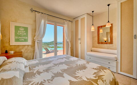 Villa Ananda 8: Meubilair, Interieur Ontwerp, Hout, Flooring, Slaapkamer, Verdieping, Textiel, Bed, Verlichting, Plafond