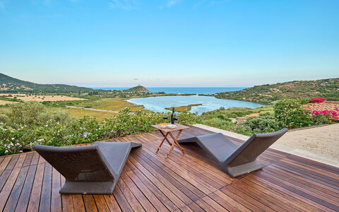 Villa Ananda 8: Toevlucht, Zwembad, Eco Hotel, Buitenmeubels, Balkon, Kust, Oceaan, Schaduw, Landscaping