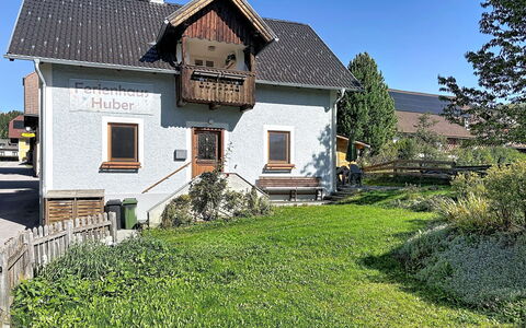 Ferienhaus Huber: Gebouw, Huis, Dak, Verblijf, Huis, Menselijke Nederzetting, Landelijk Gebied, Boerderij, Dorp, Siding