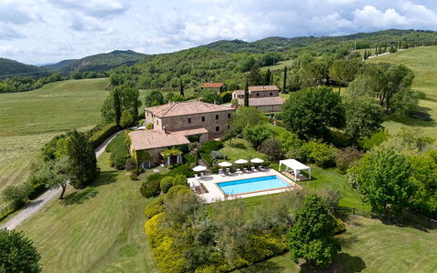 Tuscan Hamlet Relais Piettorri: Voedsel, Landgoed, Villa, Plantage