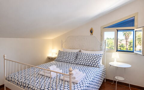 Villa le Palme, Marina di Ragusa: Meubilair, Bed, Interieur Ontwerp, Slaapkamer, Verdieping, Flooring, Laken, Bedding, Linens, Huis