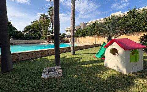 Villa le Palme, Marina di Ragusa: Zwembad, Toevlucht, Schaduw, Hacienda, Landscaping, Eco Hotel, Landgoed, Tuin