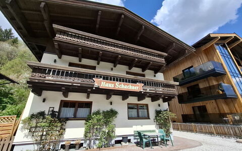 Saalbach-Hinterglemm 626: Balkon, Hotel, Bergdorp