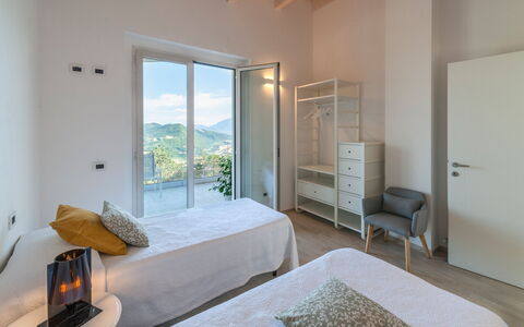 Dimora Montefalcone 8, Emma Villas: Interieur Ontwerp, Flooring, Slaapkamer, Bed, Verdieping, Plafond, Kamer, Meubilair, Huis, Laken