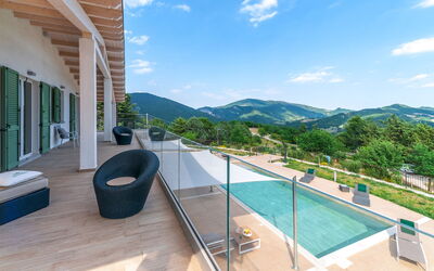 Dimora Montefalcone 8, Emma Villas