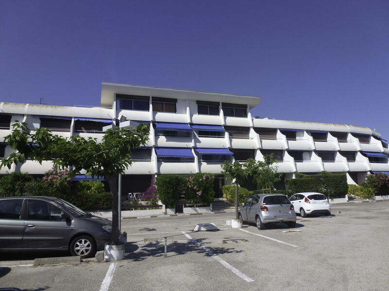 Port Camargue 110