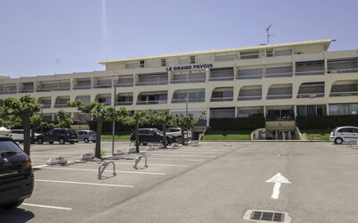 Port Camargue 125