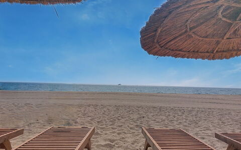 Les Leucatines 3: Zwemwater, Strand, Horizon, Zee, Kust En Oceanic Landvormen, Kust, Buitenmeubels, Kust, Oceaan, Zand