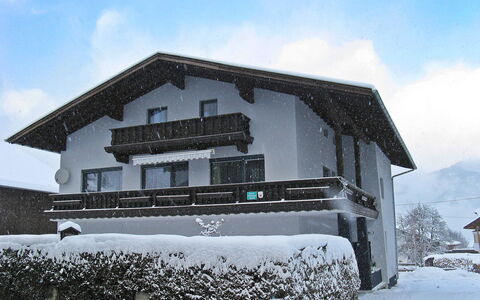 Haus Zimmermann: Lucht, Wolk, Gebouw, Sneeuw, Venster, Huis, Fabriek, Verblijf, Helling, Landschap