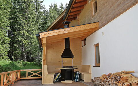 Hochkrimml 2: Eigendom, Huis, Kamer, Gebouw, Huis, Siding, Verblijf, Hout, Dak, Boom