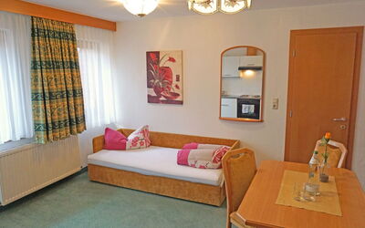 Accommodatie:&nbsp;Falkner 100.7