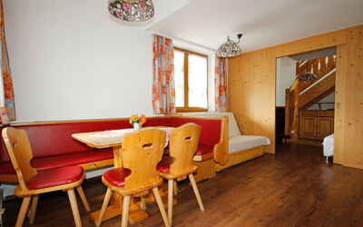 Accommodatie:&nbsp;Falkner 100.9