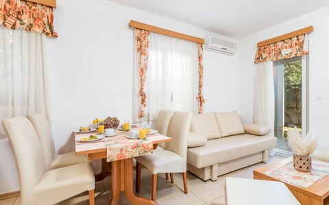 Accommodatie:&nbsp;Mihaela 2 310.2