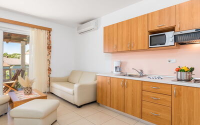 Accommodatie:&nbsp;Mihaela 1 310.1