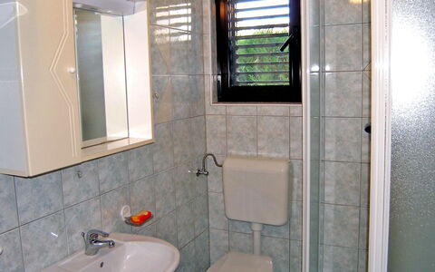 Vir 131: Badkamer, Eigendom, Kamer, Tegel, Loodgieterswerkinrichting, Architectuur, Huis, Onroerend Goed, Toilet, Interieur Ontwerp