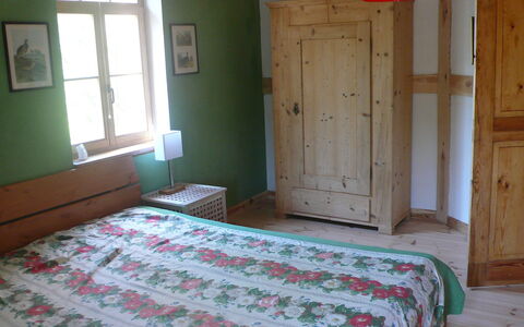 Rosencottage: Slaapkamer, Kamer, Bed, Eigendom, Meubilair, Laken, Bed Frame, Verdieping, Matras, Huis