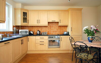 Accommodatie:&nbsp;Ballyhass Lakes 100.2