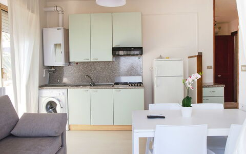 San Benedetto del Tronto 140: Kamer, Eigendom, Meubilair, Interieur Ontwerp, Keuken, Gebouw, Verdieping, Cabinetry, Huis, Countertop