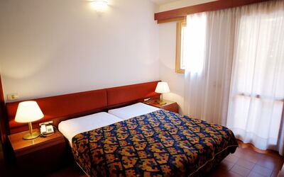 Accommodatie:&nbsp;Costa di Kair ed Din 100.3