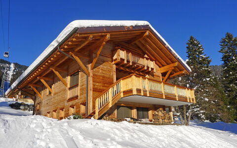 Khamariah: Winter, Sneeuw, Blokhut, Eigendom, Huis, Huis, Berg, Skitoevlucht, Verblijf, Gebouw