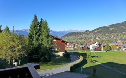 Villars 755: Eigendom, Woongebied, Dag, Berg, Lucht, Onroerend Goed, Bergketen,  Dorf\, Huis, Landgoed