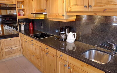 Accommodatie:&nbsp;Rhodonite 24 764.8
